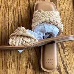 NWT A New Day raffia sandals